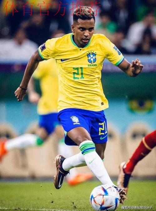 狂轰8比1！五星巴西4大神锋进攻火力太猛，安切洛蒂靠他们冲世界杯