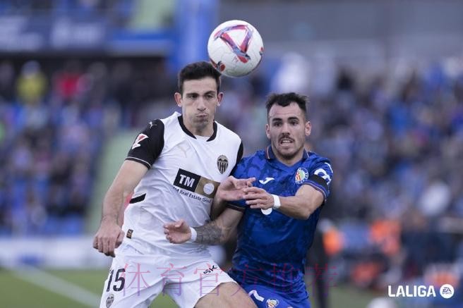 巴西科林蒂安青年队访华 中巴青年切磋球技