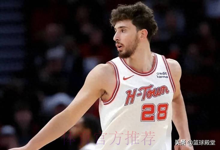 火箭2将弊端凸显！申京无三分影响进攻，谢泼德大漏勺影响流畅性